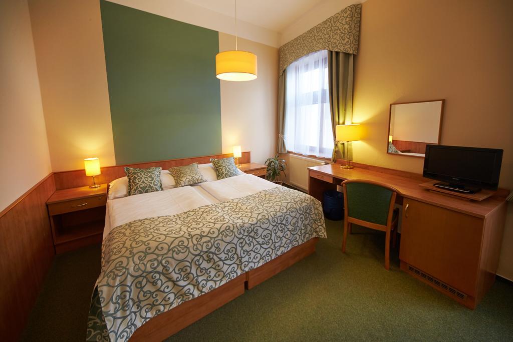Hotel Bily Jednorozec Třeboň Eksteriør billede